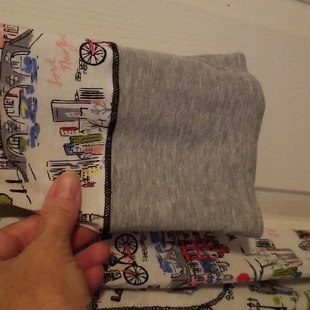 Layla Robe & Eye Mask - Picture 8 of 8